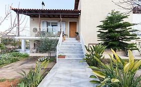 Country Rooms Near Athens - Airport