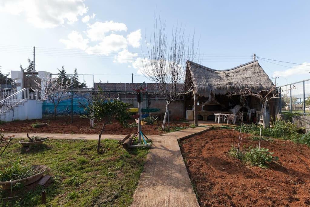 Country Rooms Near Athens - Airport Vravrona Buitenkant foto
